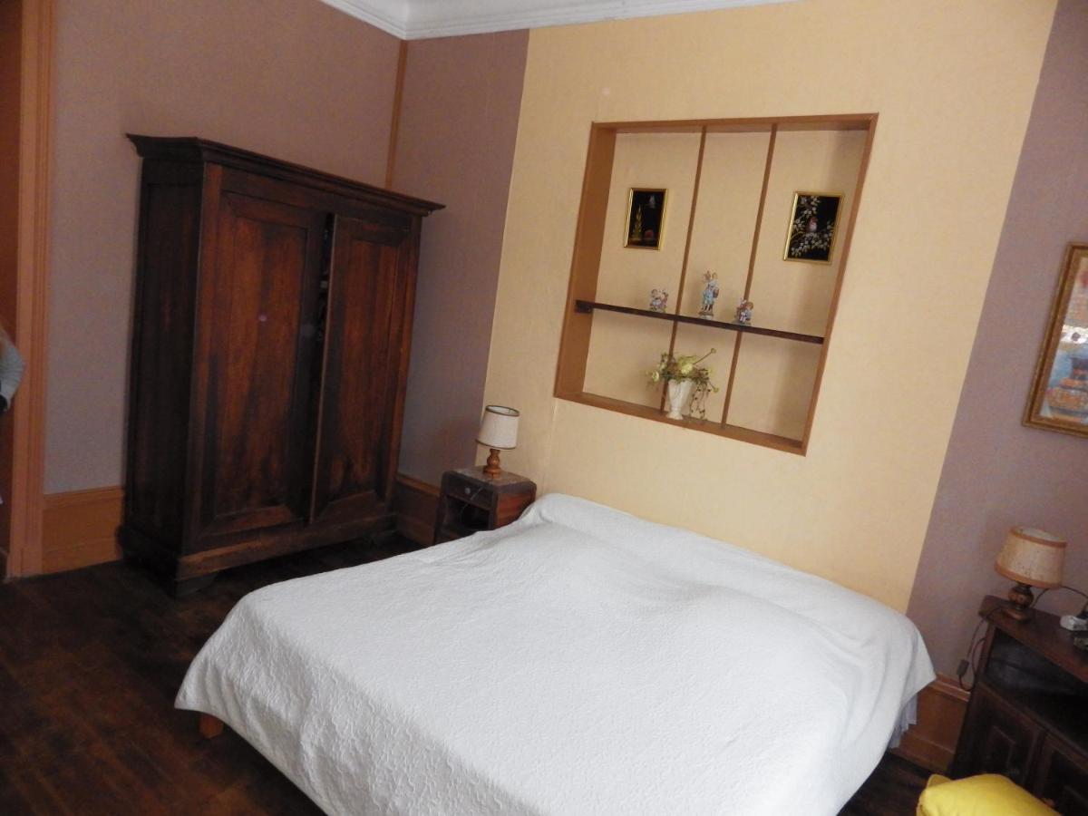 Domaine Des Roses Bed and Breakfast Vaudelnay Eksteriør billede